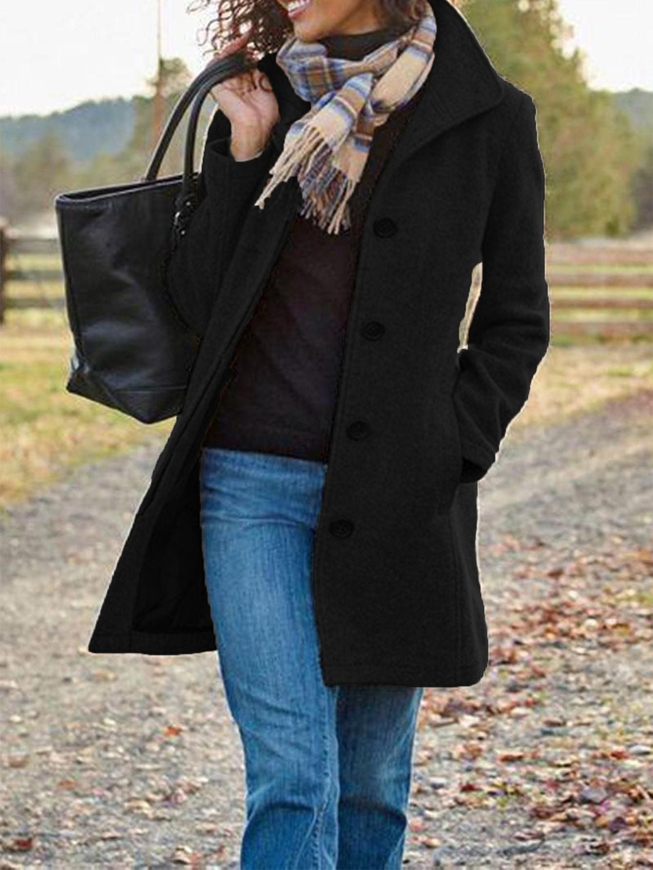Manteau élégant en laine pour femme avec poches pratiques et revers classiques Berg-Feldt