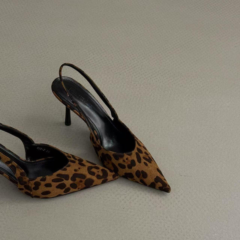 Escarpins élégants à brides arrière, imprimé léopard et talon haut berg-feldt