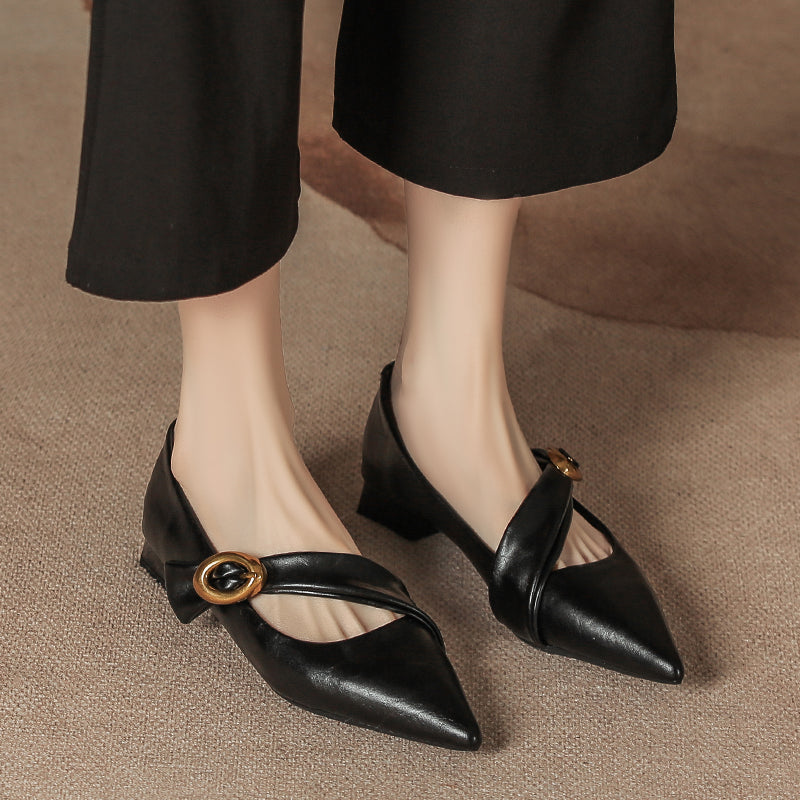 Ballerines élégantes et pointues pour femme avec boucle décorative de berg-feldt