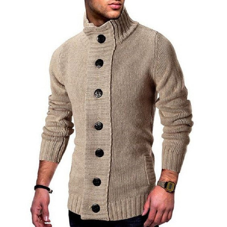 Herren Strickjacke mit hohem Kragen und markanten Knopfdetails Berg-Feldt