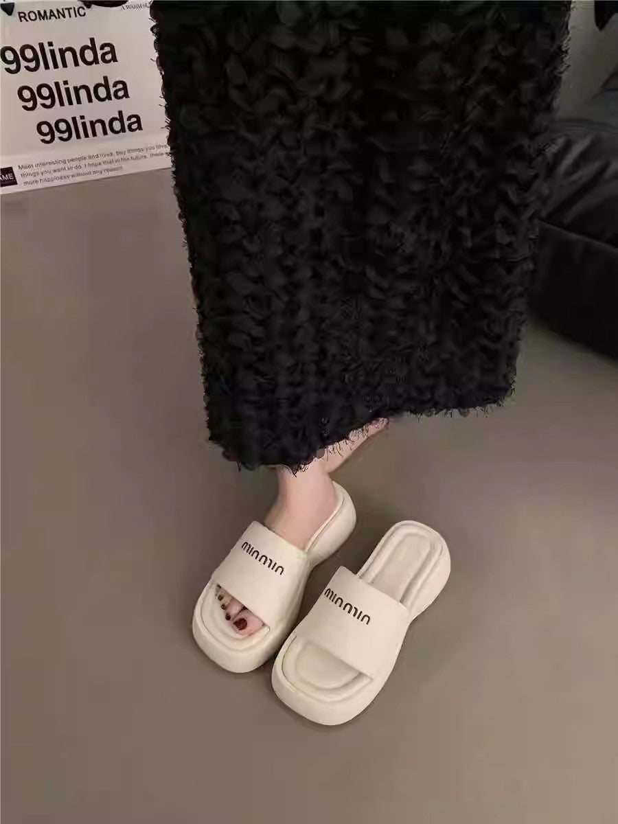 Komfortable Damen-Sandalen mit rutschfester Sohle von berg-feldt