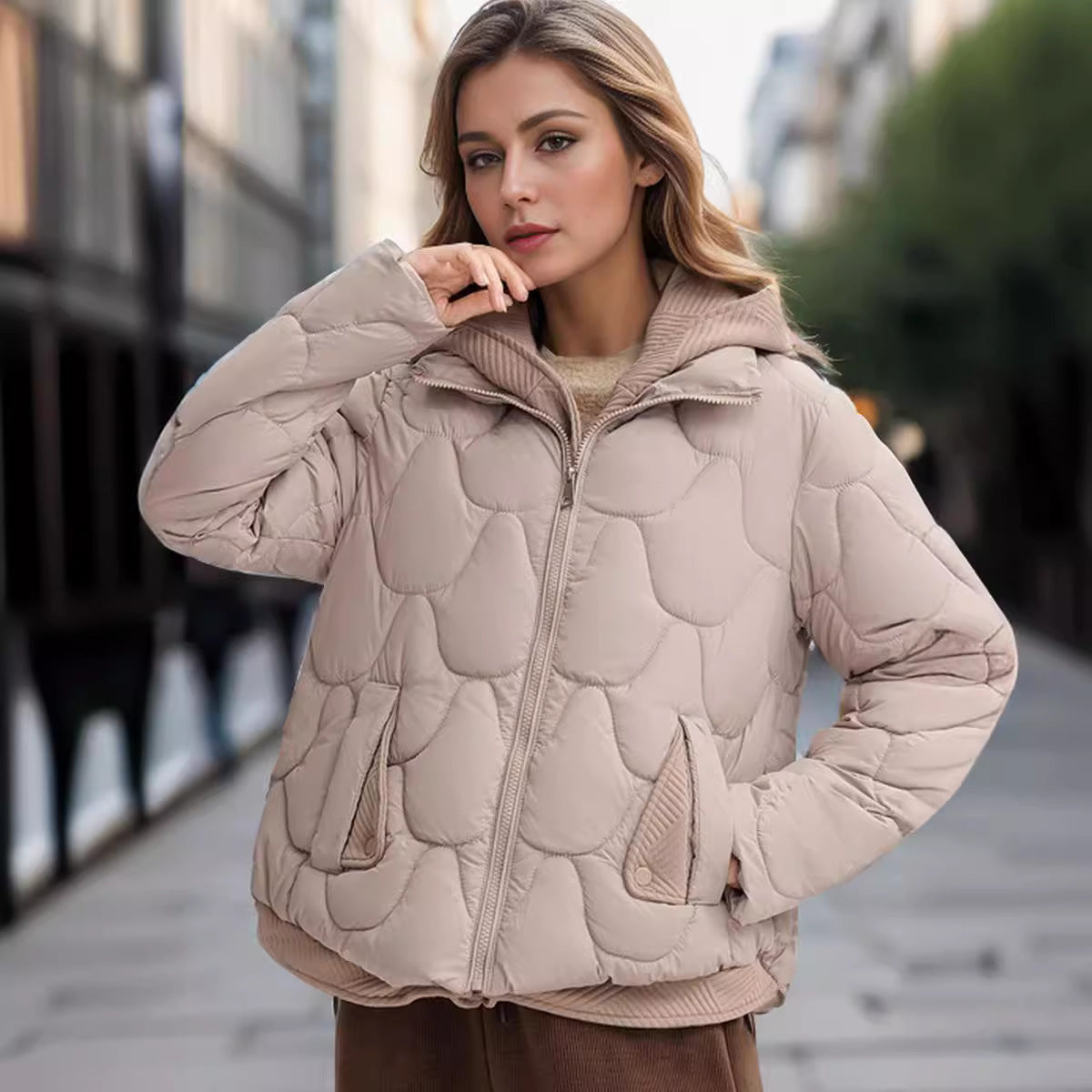 Doudoune femme tendance avec capuche amovible et poches pratiques Berg-Feldt