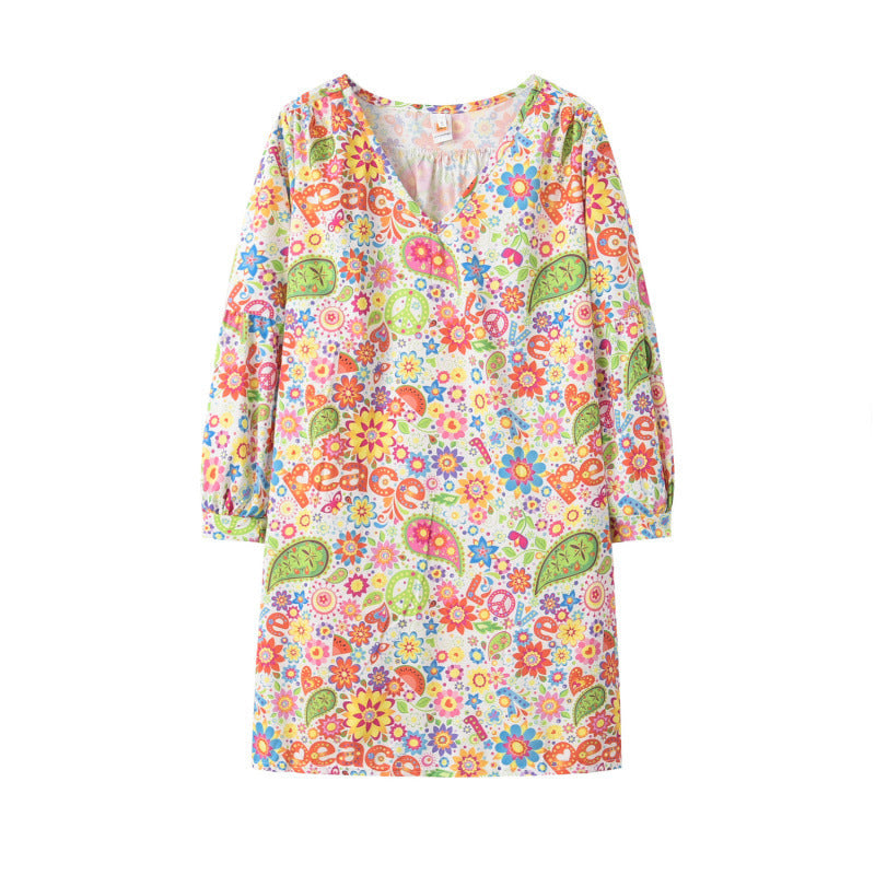 Langärmliges Damen-Blumenkleid mit V-Ausschnitt von berg-feldt