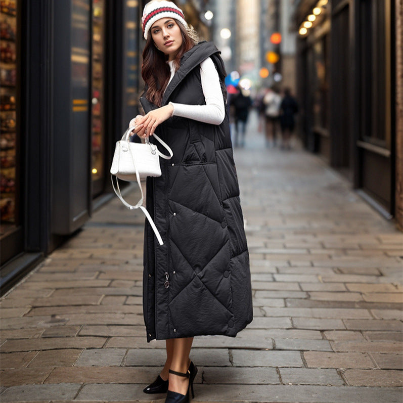Veste longue matelassée pour femme avec capuche isolante et poches pratiques Berg-Feldt