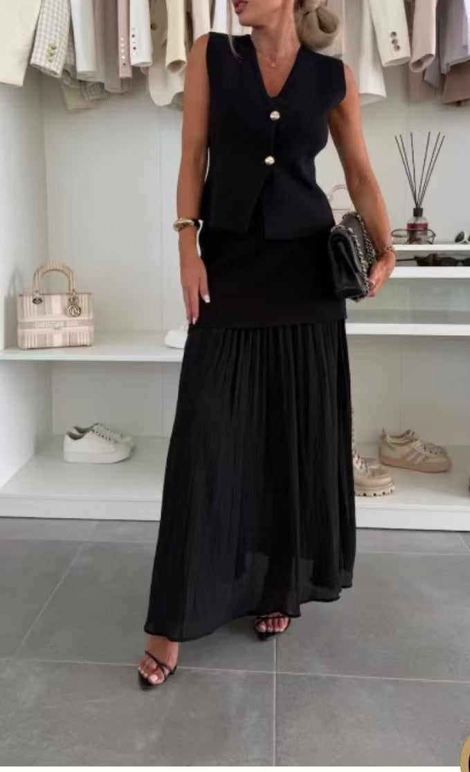 Robe longue élégante avec effet superposé et gilet boutonné de berg-feldt