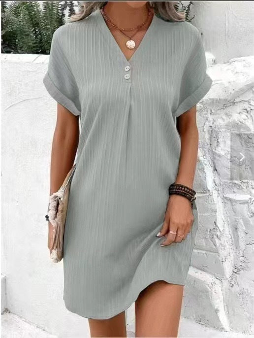 Robe courte à col en V et boutonnée pour femme berg-feldt