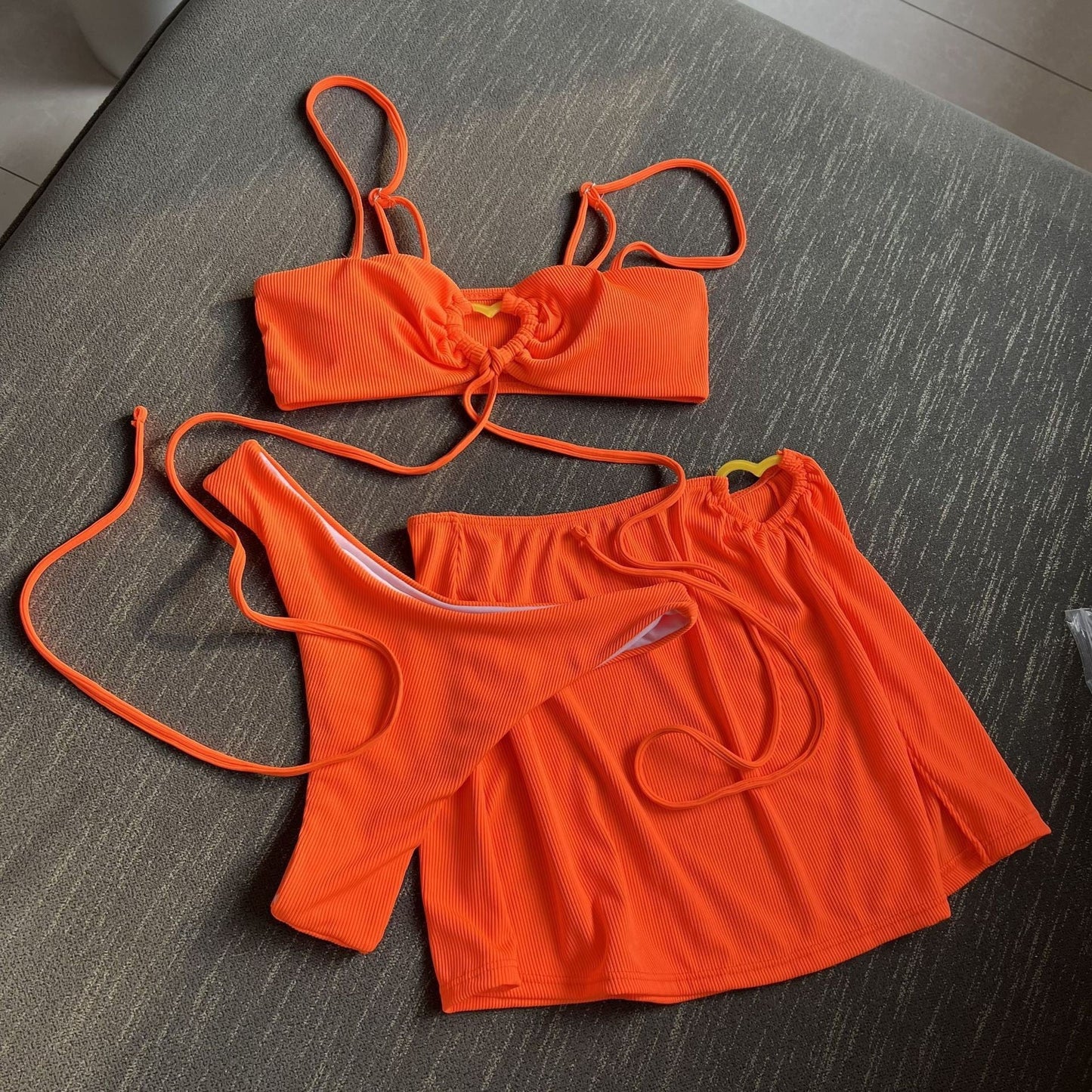 Berg-Feldt Damen Badeanzug Set mit Rippstruktur und Halterneck