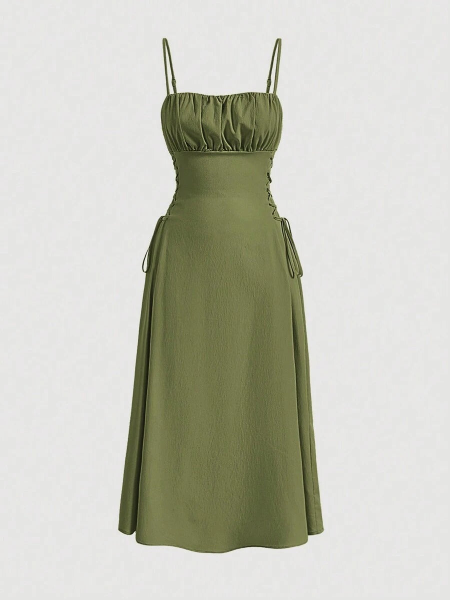 Robe mi-longue pour femme Berg-Feldt avec bretelles spaghetti réglables et taille ajustée