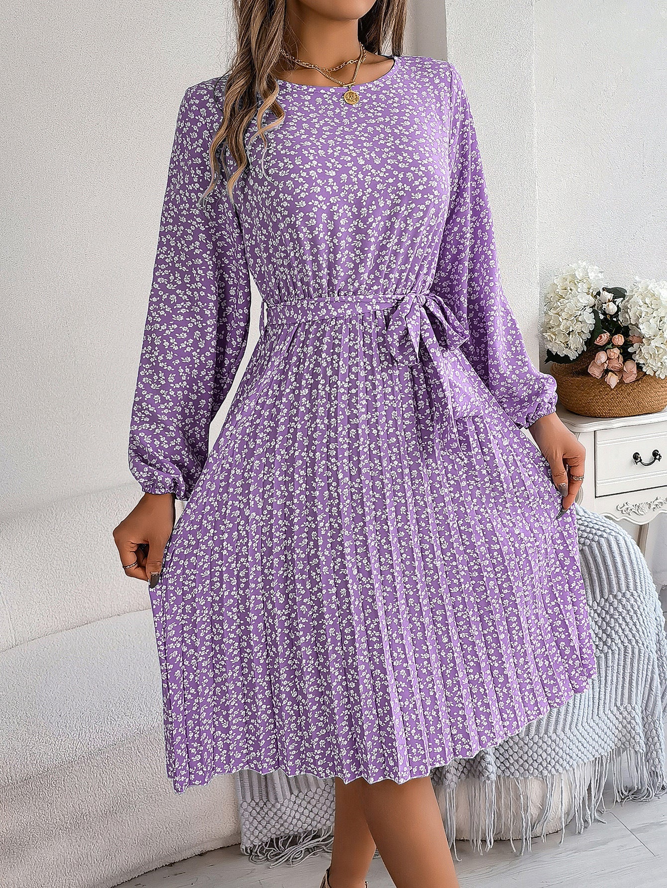Robe femme Berg-Feldt à motif floral, jupe plissée et ceinture à la taille