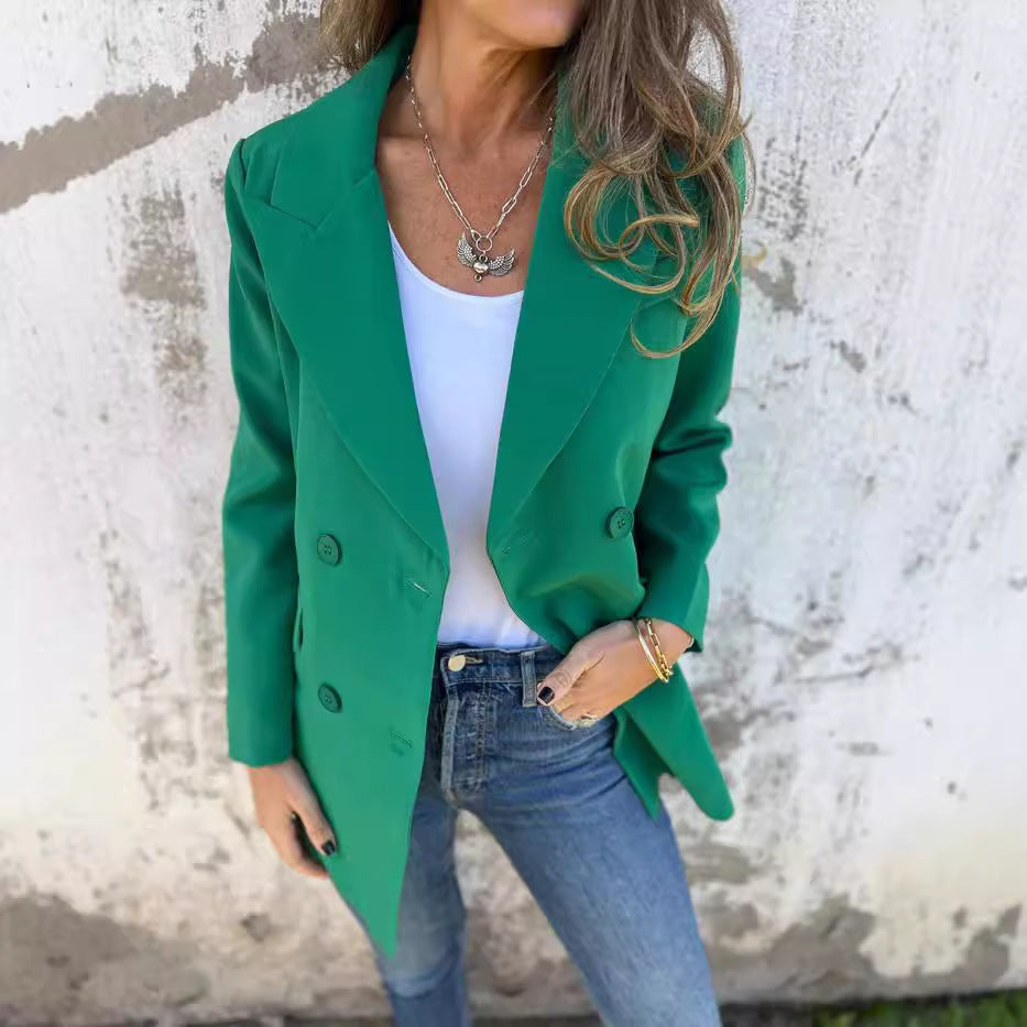 Élégant blazer pour femme à la coupe décontractée, avec des détails classiques, par berg-feldt