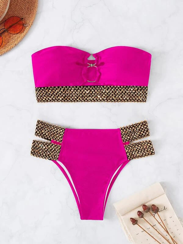 Ensemble de bikini pour femme Berg-Feldt avec haut bandeau, bande décorative sous la poitrine et coupe haute sur les cuisses