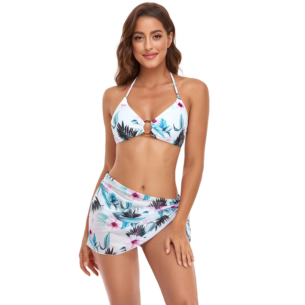 Eleganter Damen-Bikini mit Wickelrock und Blumenmuster von berg-feldt