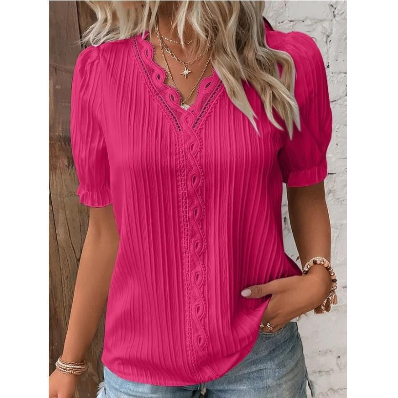 Chemise femme tendance avec texture et éléments romantiques en dentelle de berg-feldt