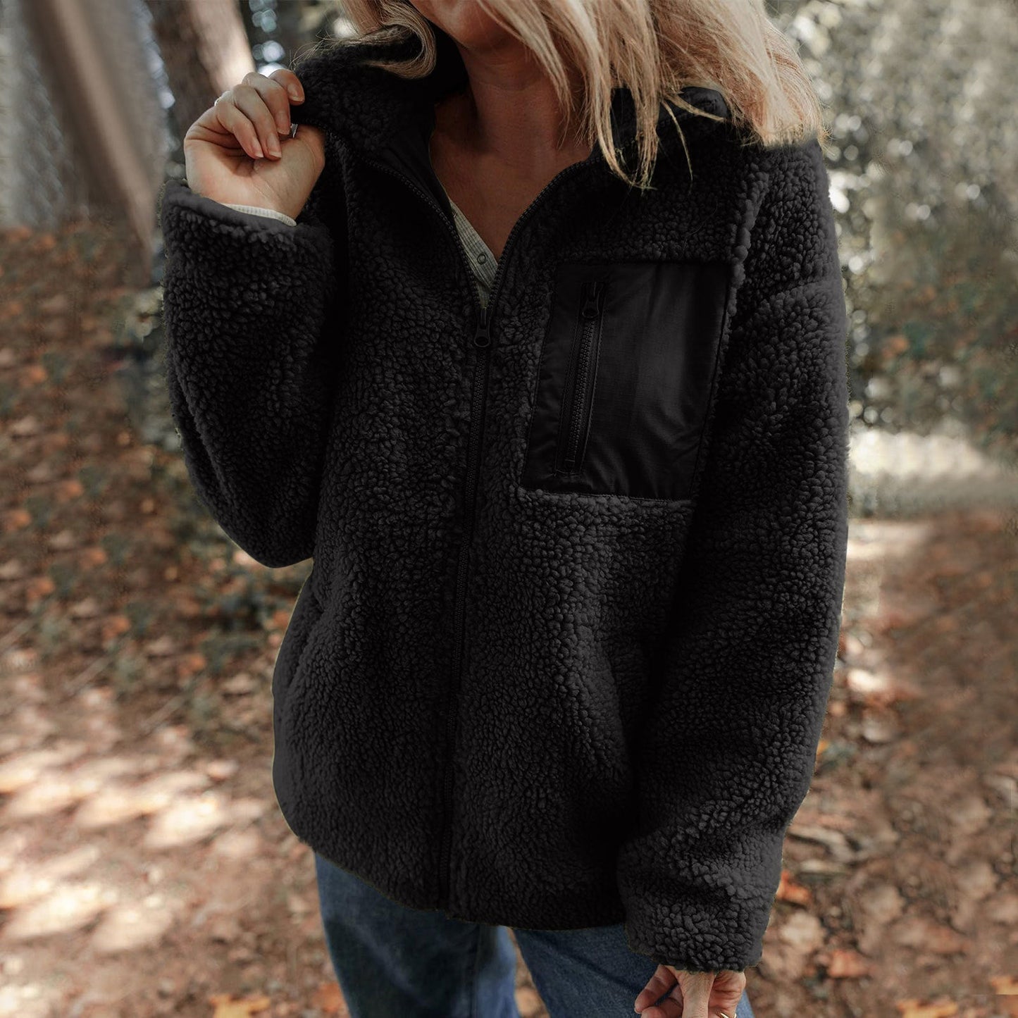 Damen Fleecejacke mit hochabschließendem Kragen und praktischer Brusttasche Berg-Feldt