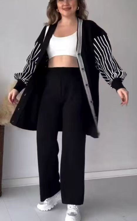 Bequemes und modisches Damen-Lounge-Set mit weitem Schnitt und strukturiertem Cardigan von berg-feldt