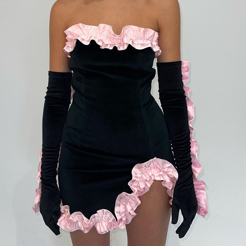 Kurzes Kleid von Frau Rüsch mit eleganten Handschuhen (berg-feldt)