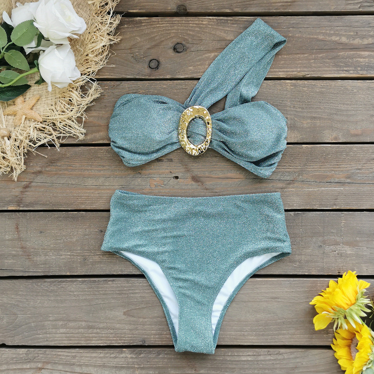 Haut de bikini cache-cœur orné de bijoux étincelants, par berg-feldt