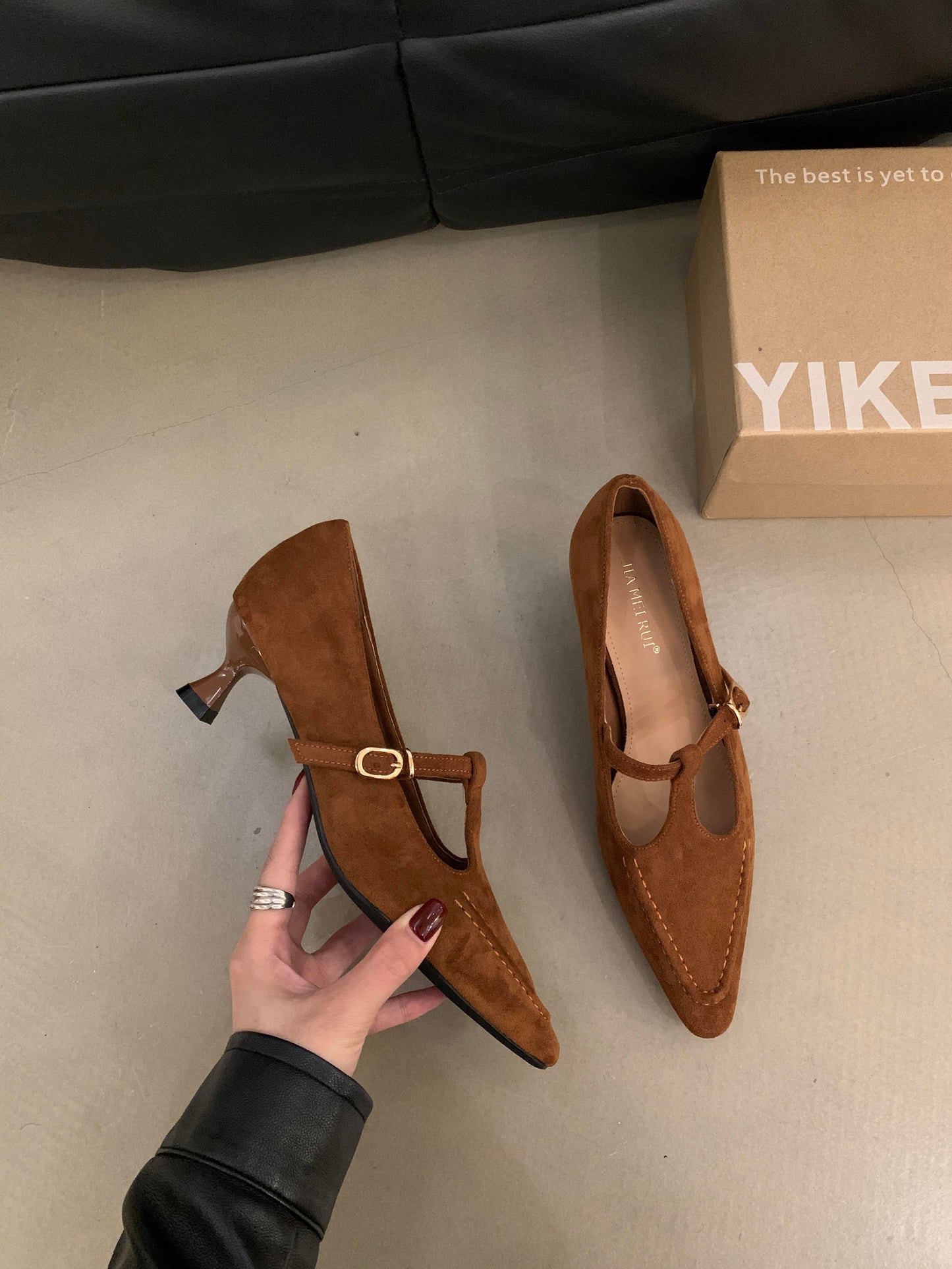 Schicke Damen Slingback Pumps mit Spitze und T-Riemen von berg-feldt