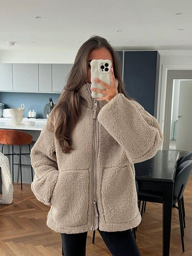 Damen Fleecejacke mit hohem Kragen und praktischen Taschen Berg-Feldt