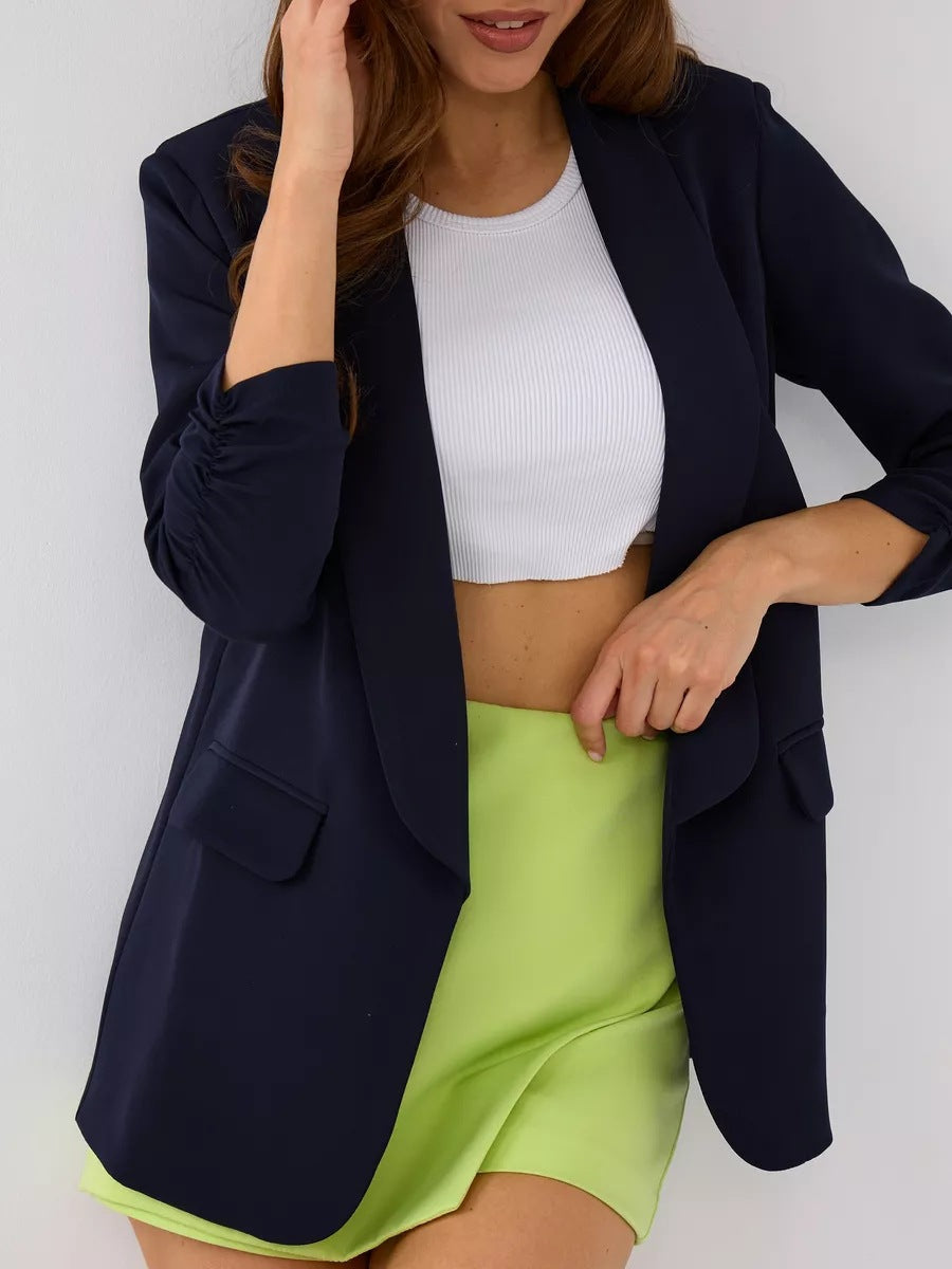 Blazer élégant pour femme avec basques raffinées et coupe ajustée de berg-feldt