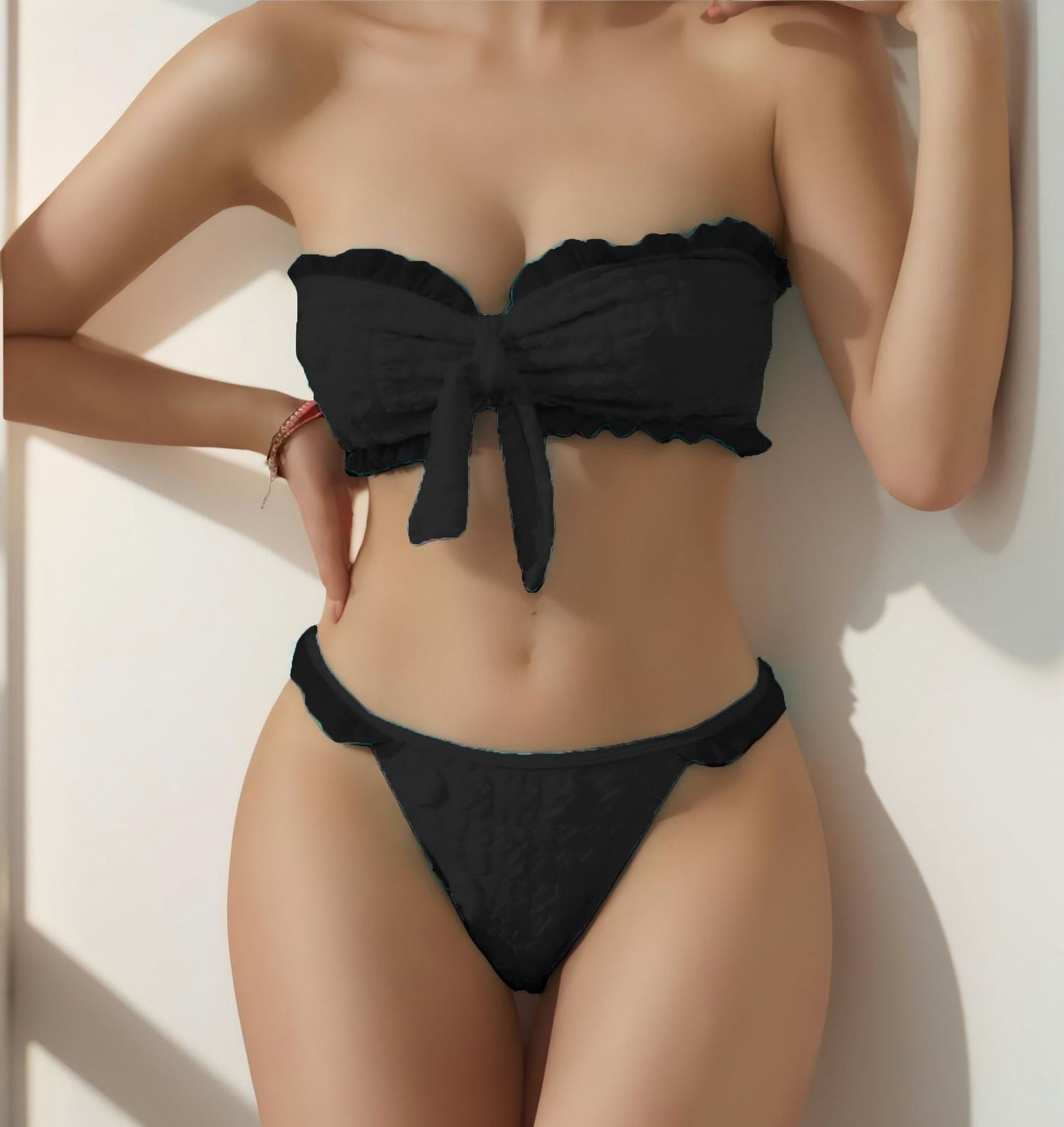 Ensemble bikini femme avec haut bandeau à volants berg-feldt