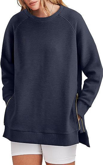 Women's casual sweatshirt with side pockets and zip Berg-Feldt
