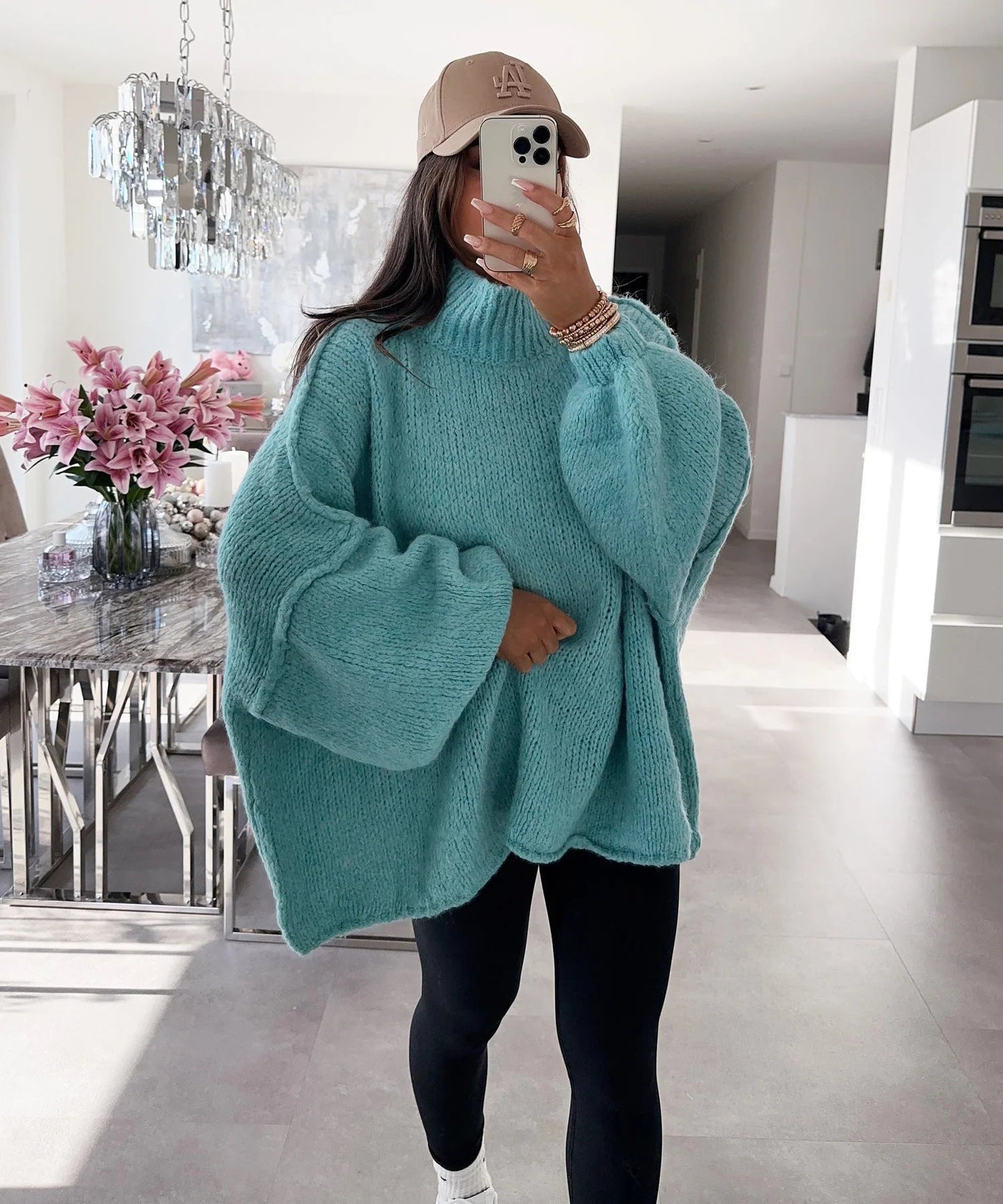 Pull-over ample décontracté pour femme avec manches montées et coupe asymétrique Berg-Feldt