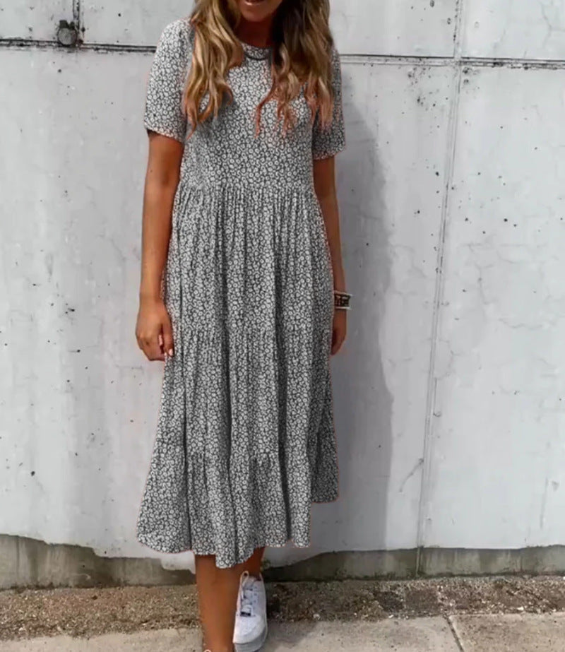 Leichtes Damen-Midi-Kleid mit Blumenmuster und fließender Form von berg-feldt