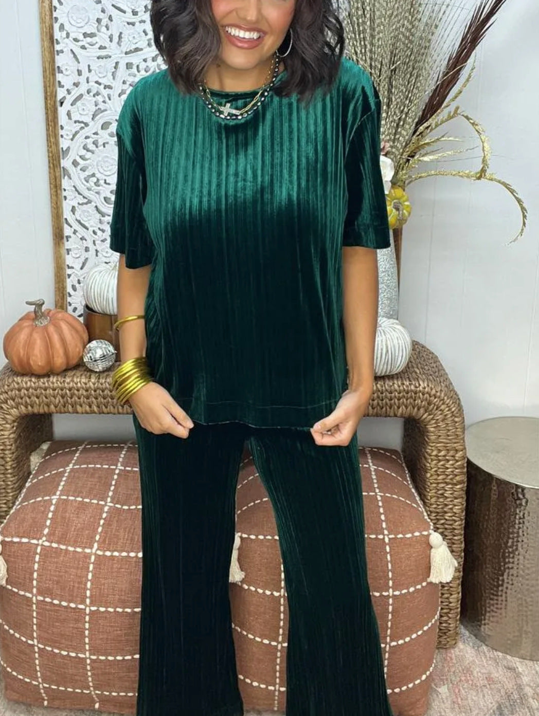 Bequemes Damen-Lounge-Set aus Samt mit weiten Hosenbeinen und regulärer Passform von berg-feldt