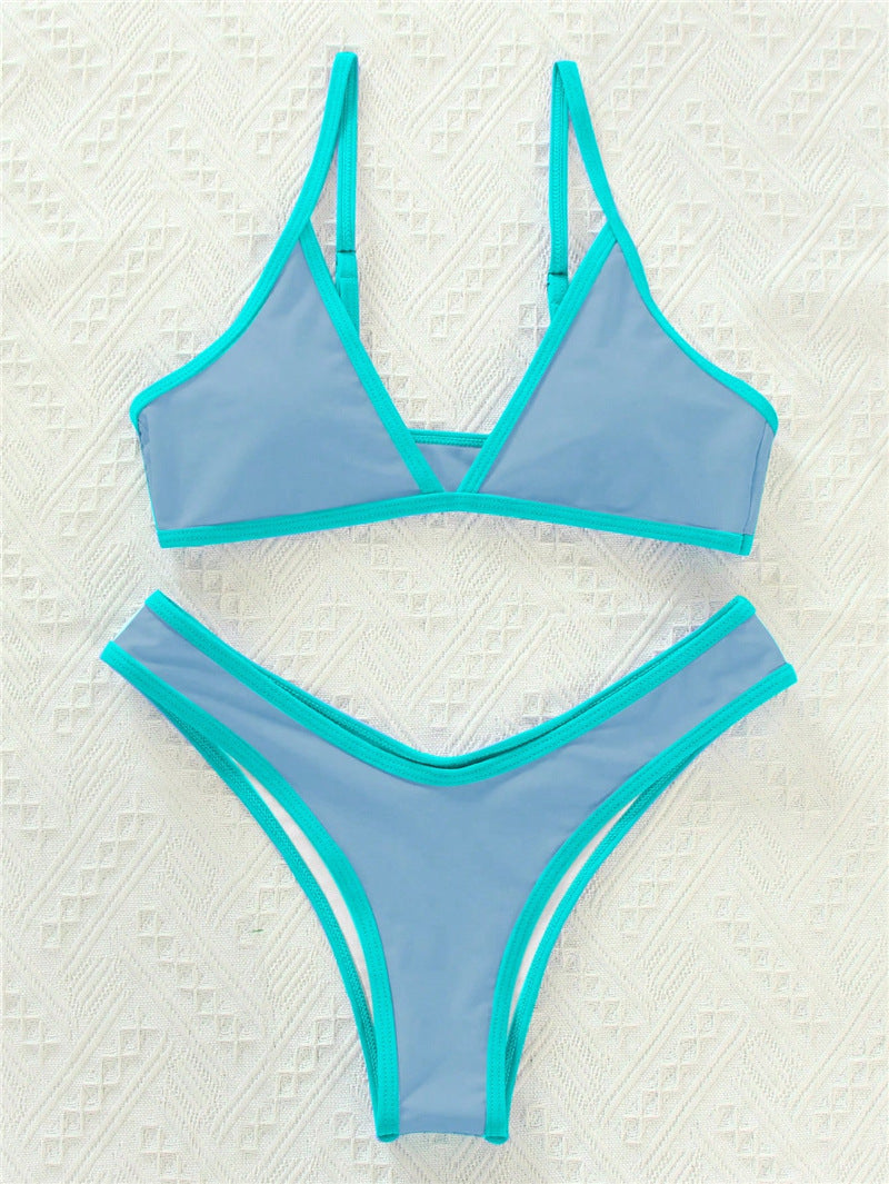 Ensemble bikini femme avec haut triangle, bretelles ajustables et coupe haute de berg-feldt