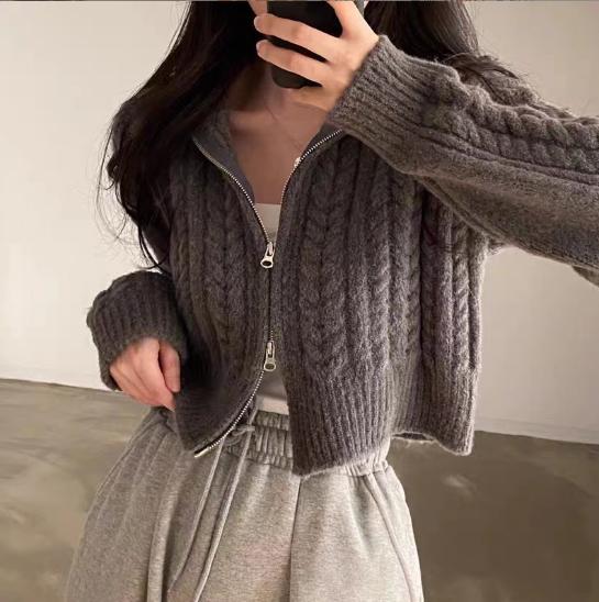 Gilet femme mode court en tricot torsadé texturé Berg-Feldt