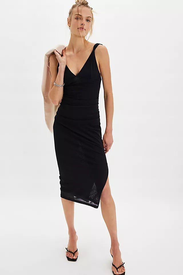 Robe fourreau élégante pour femme avec col en V et fente latérale de berg-feldt
