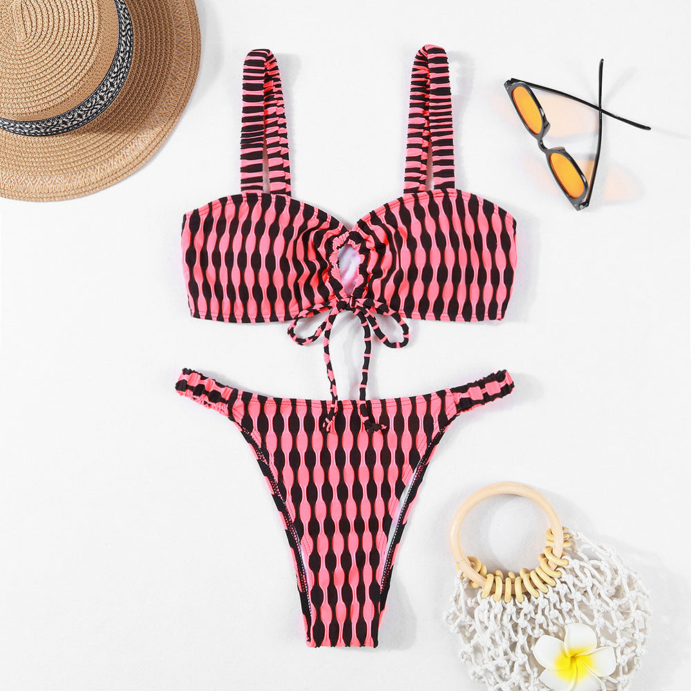 Haut de maillot de bain bandeau pour femme avec laçage fantaisie et motif géométrique de berg-feldt