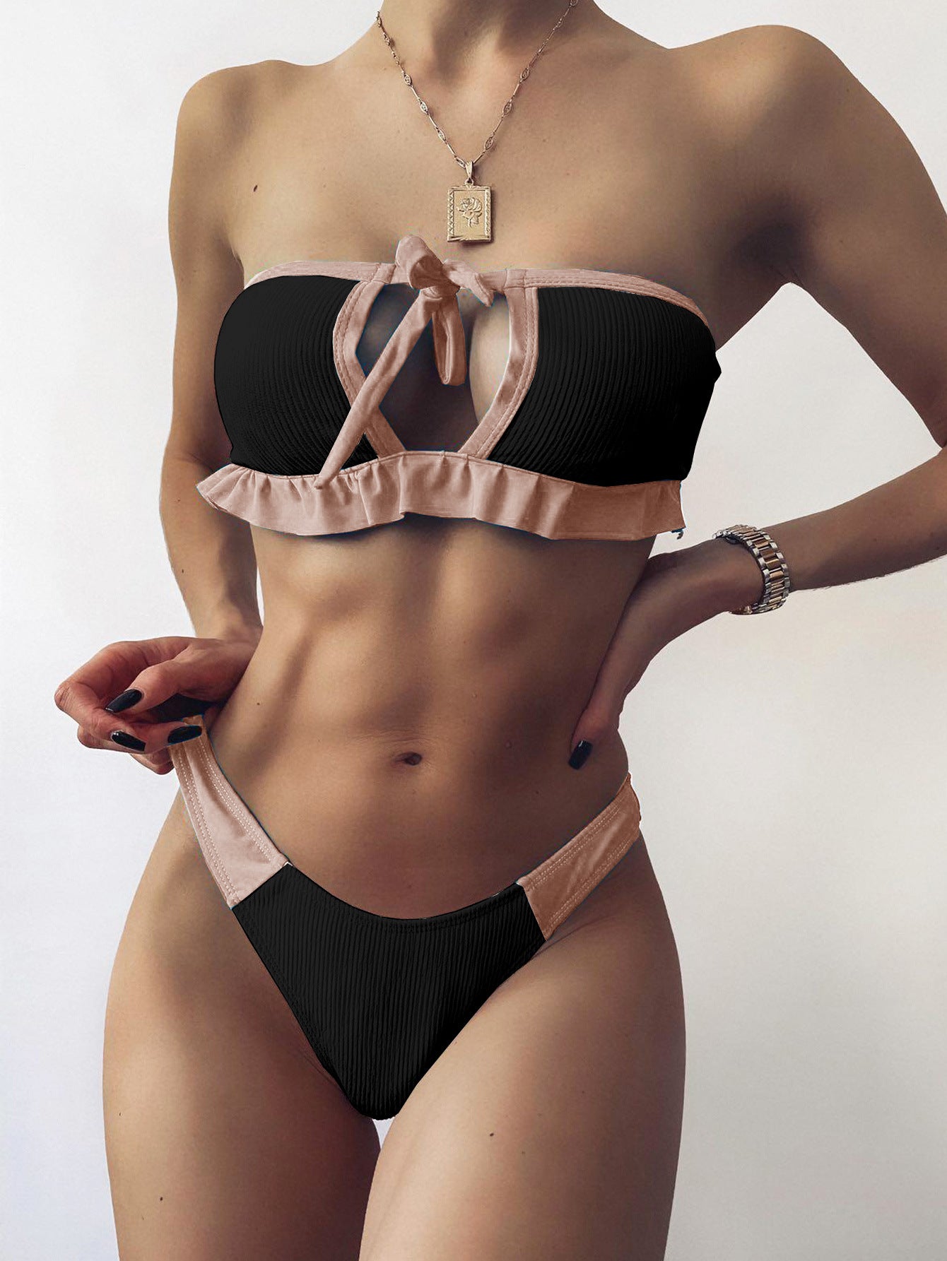 Haut de maillot de bain style bikini Berg-Feldt pour femme avec volants et laçage