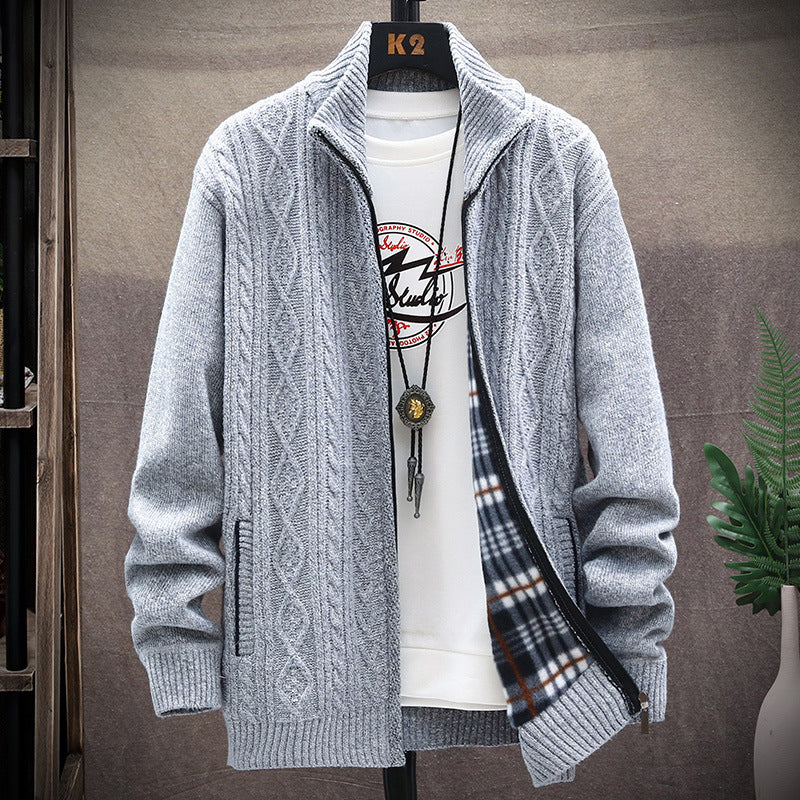 Herren Strickjacke mit Kunstlederdetails und hohem Kragen Berg-Feldt