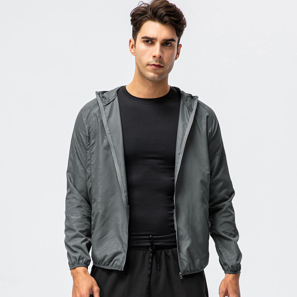 Leichte Herren Laufjacke, atmungsaktiv und mit Reflektoren von berg-feldt
