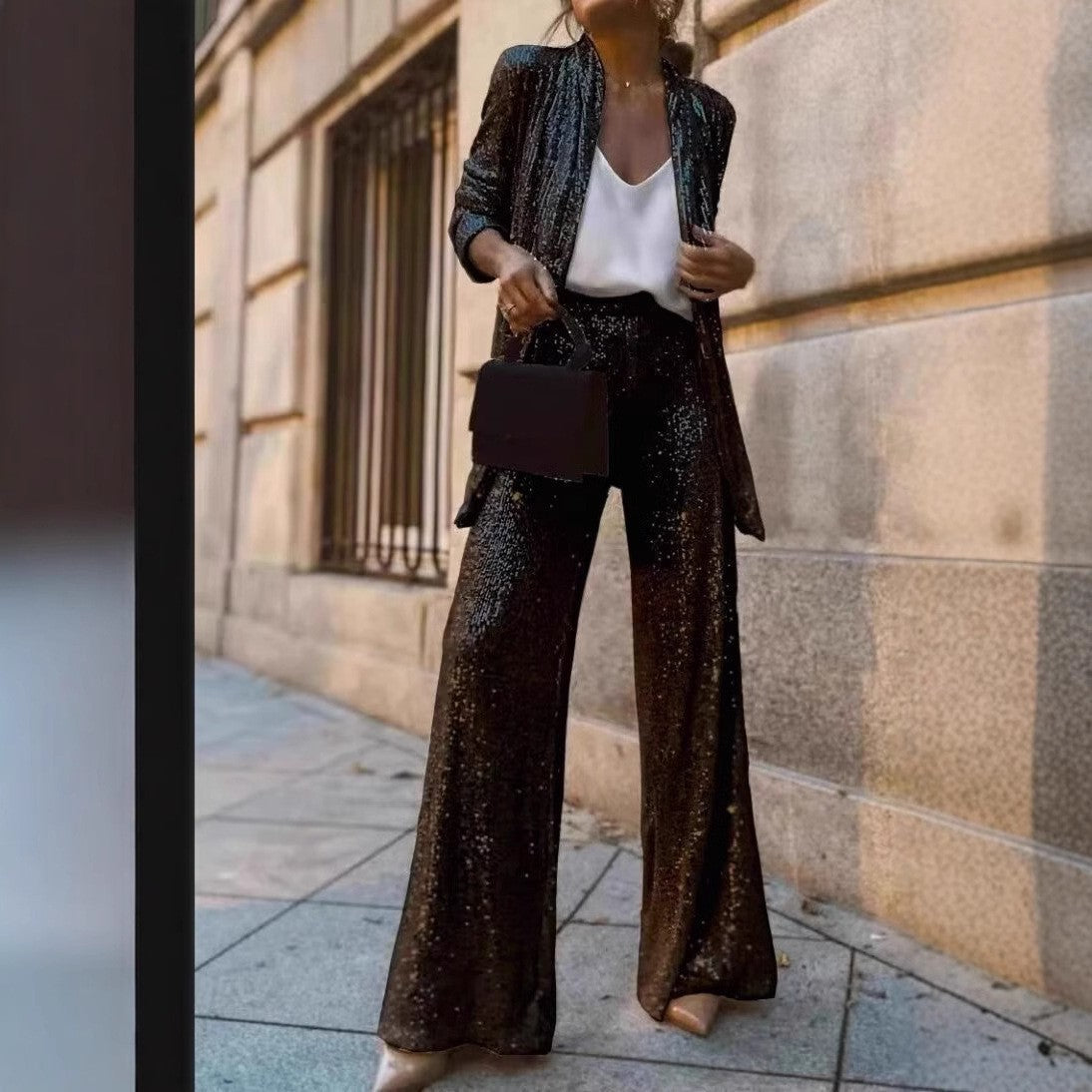 Komfortables Damen-Loungewear-Set mit Glitzer, weitem Schnitt und eleganter, offener Jacke von berg-feldt