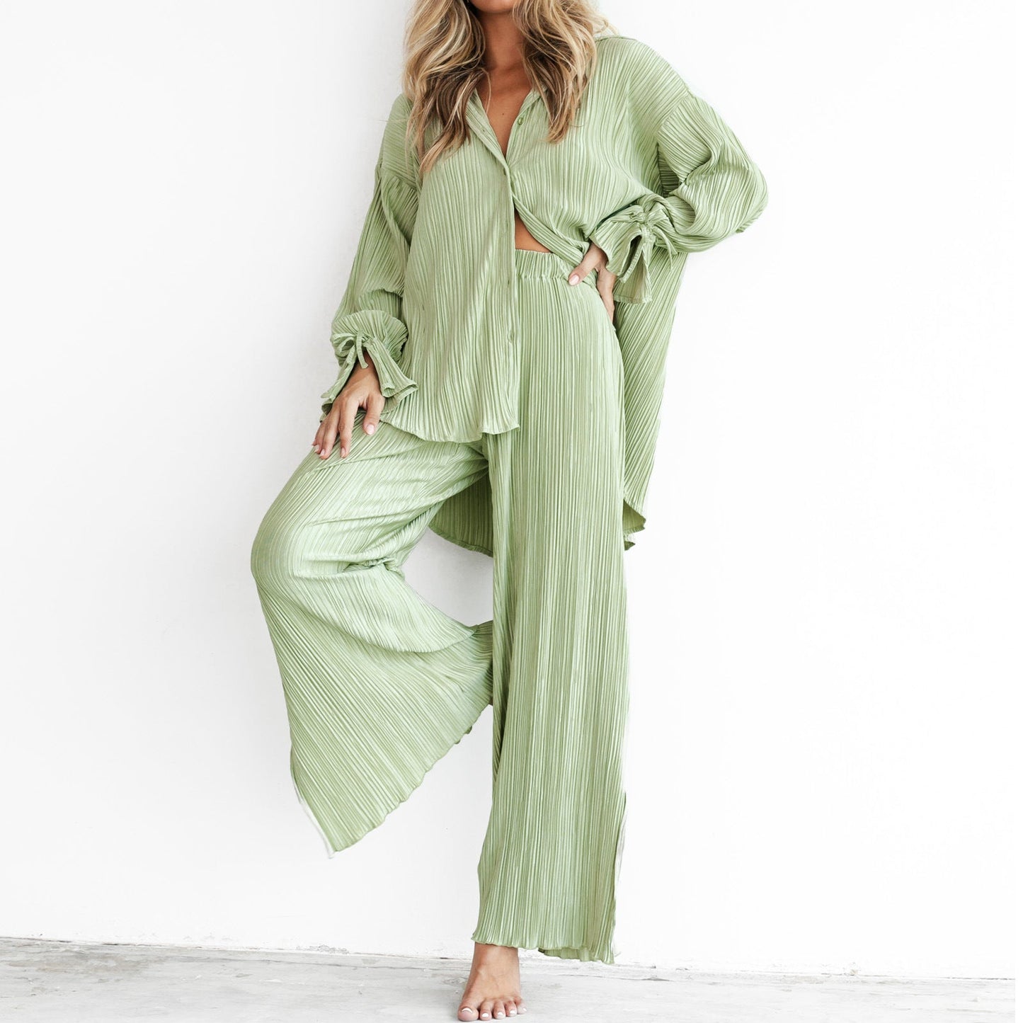 Ensemble plissé Berg-Feldt pour femme : Chemise oversize et pantalon large