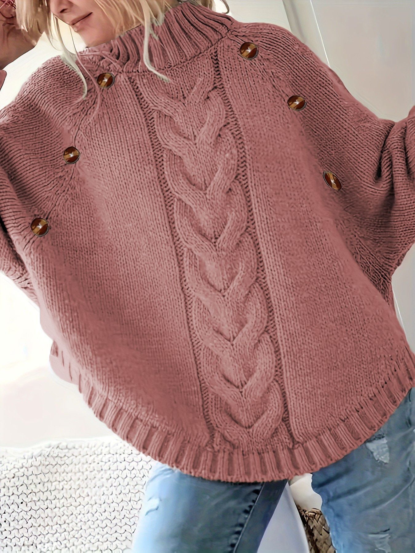 Damen Oversized Strickpullover mit Hochkragen und dekorativen Knopfdetails Berg-Feldt
