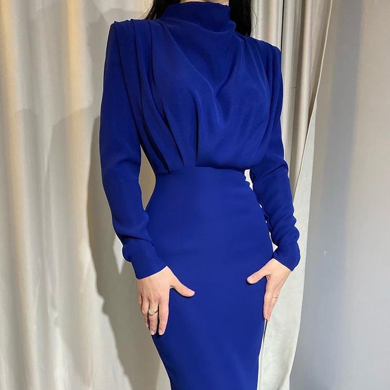 Damen Bodenkontakt Kleid mit elegantem Stehkragen und Raffungen Berg-Feldt