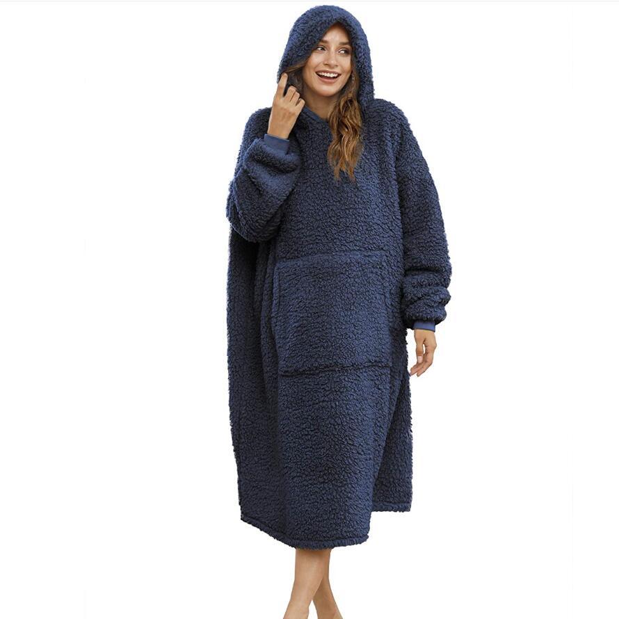 Peignoir douillet en polaire pour hommes avec capuche et poches Berg-Feldt