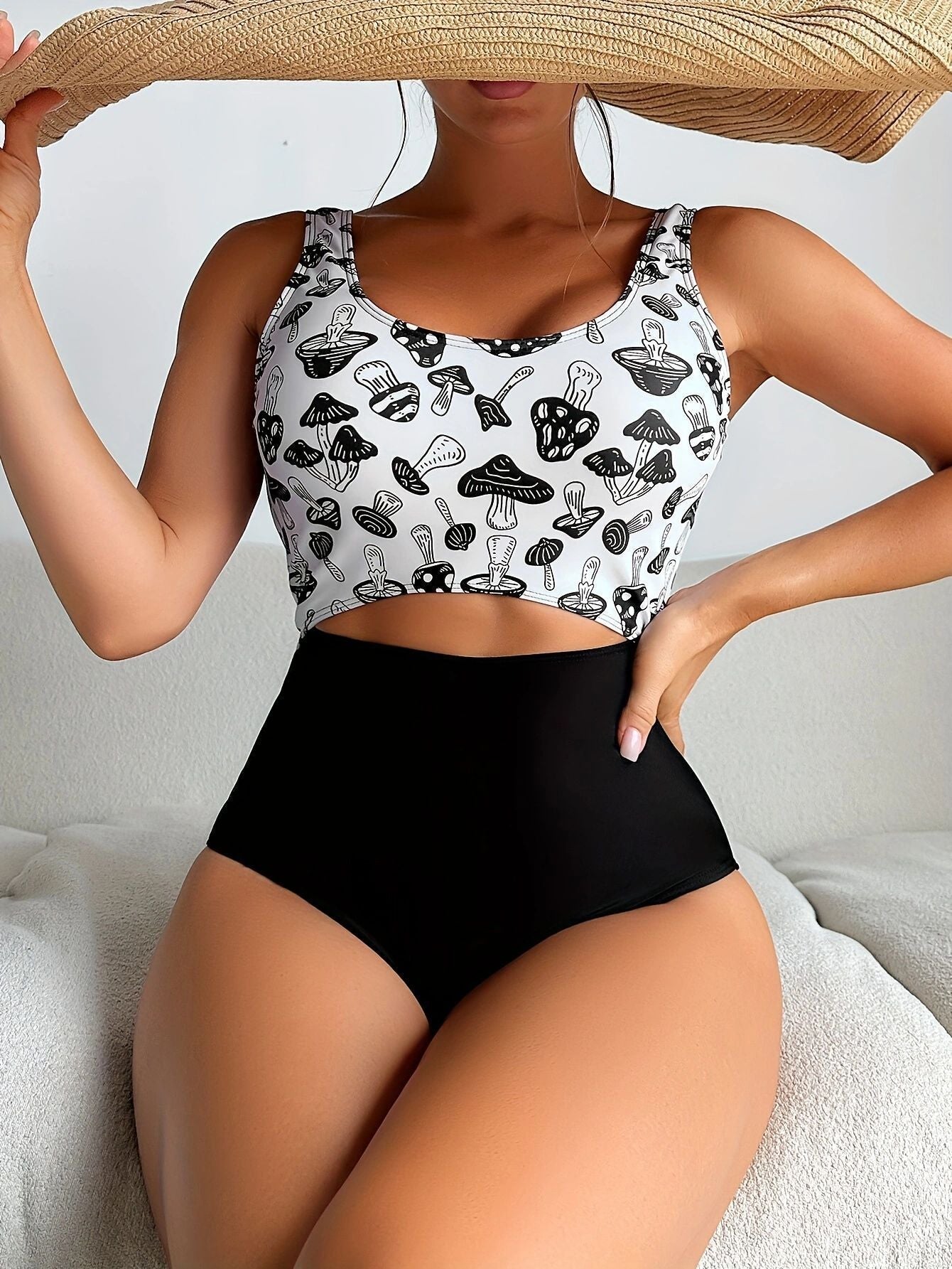 Maillot de bain deux pièces innovant pour femme avec crop top et culotte taille haute berg-feldt