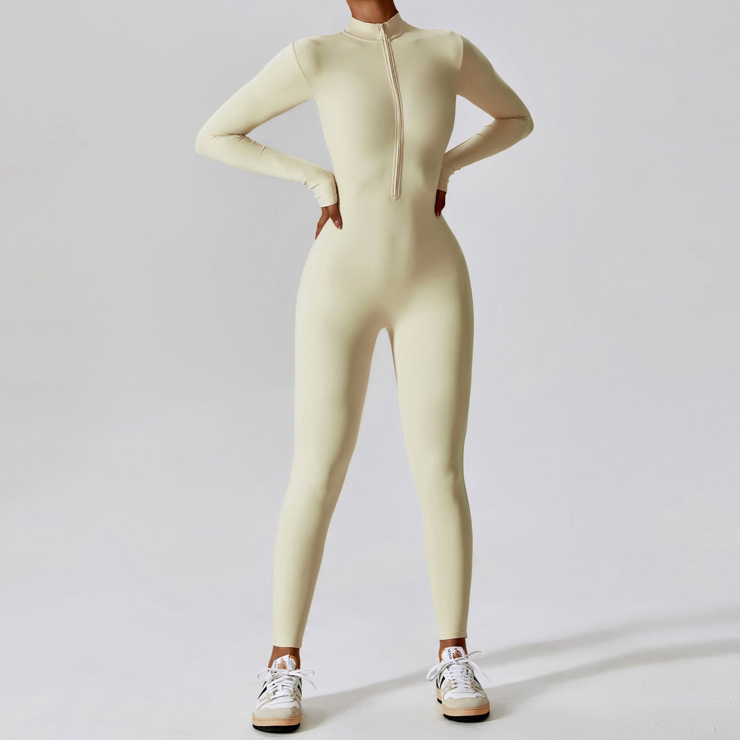 Sportanzug für Damen von berg-feldt