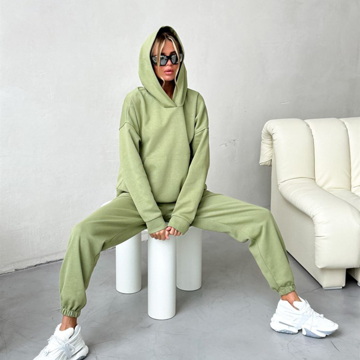Ensemble de survêtement confortable à capuche pour femme avec poignets élastiques Berg-Feldt