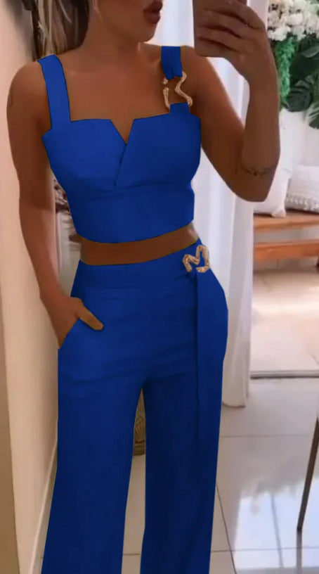 Ensemble élégant pour femme : crop top et pantalon large par berg-feldt