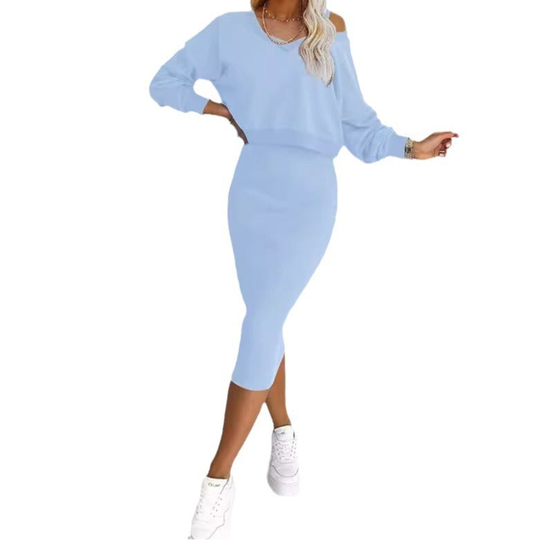 Ensemble de survêtement moderne pour femme avec haut élégant et jupe ajustée de berg-feldt