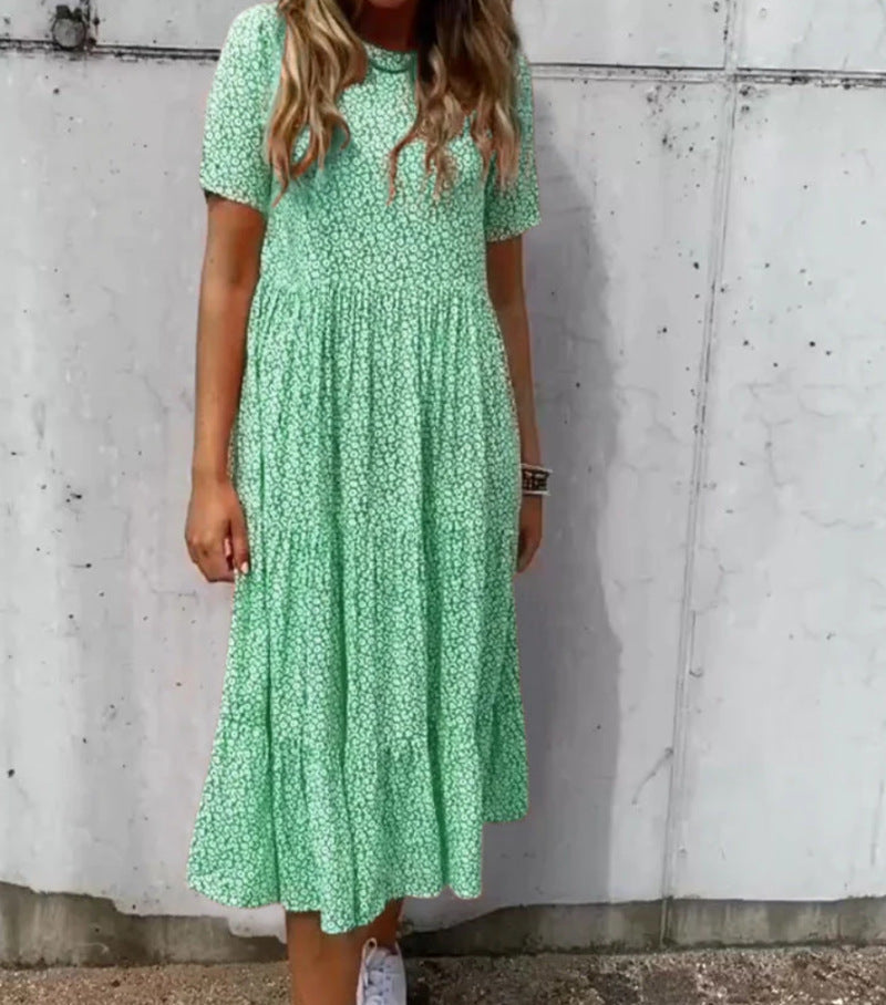 Leichtes Damen-Midi-Kleid mit Blumenmuster und fließender Form von berg-feldt