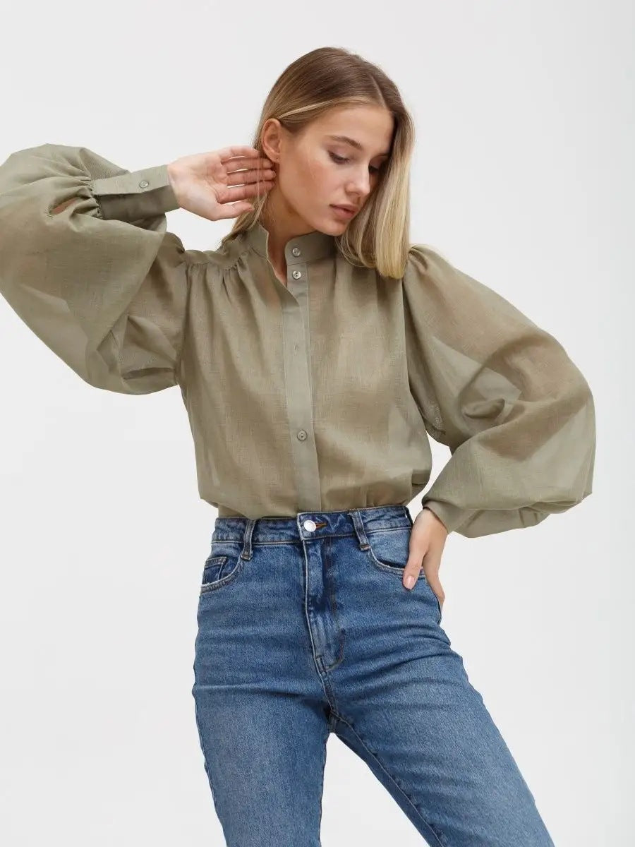Elegante Damenbluse mit Puffärmeln und transparenten Stoff von berg-feldt