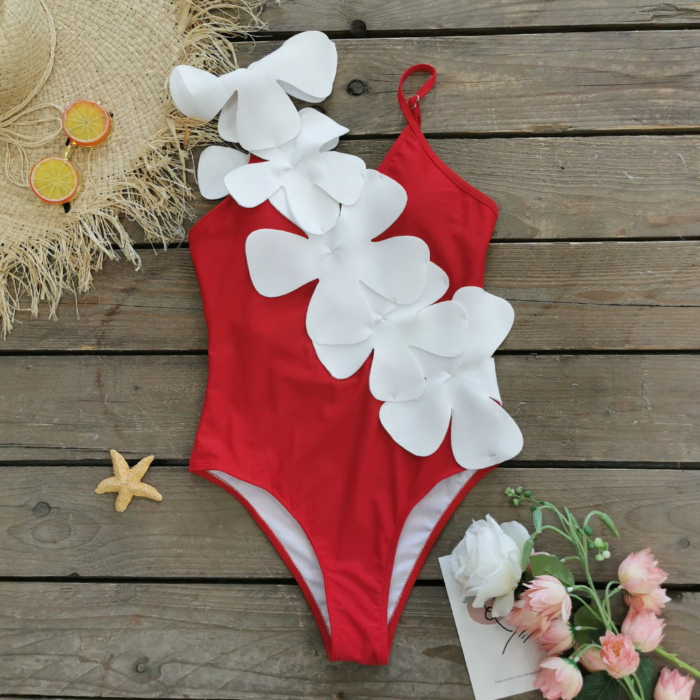 Maillot de bain femme Berg-Feldt : une pièce avec applications florales et coupe féminine