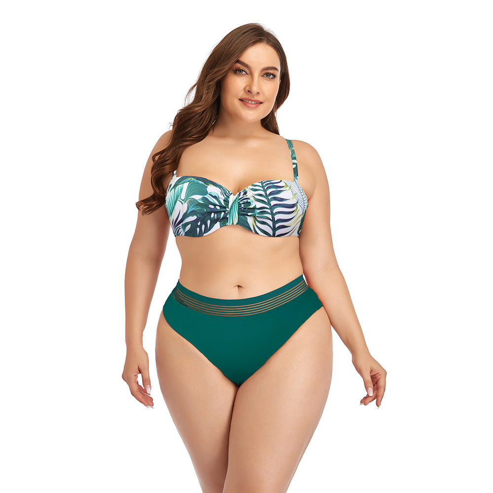 Maillot de bain deux pièces Berg-Feldt pour femme : Design sophistiqué à volants et bas échancré